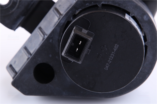 NISSENS_I831115-4