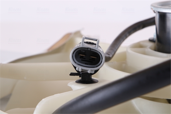 NISSENS_I85226-4