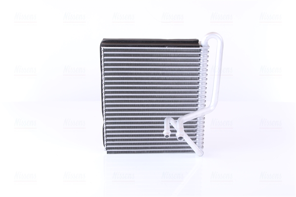NISSENS_I92190