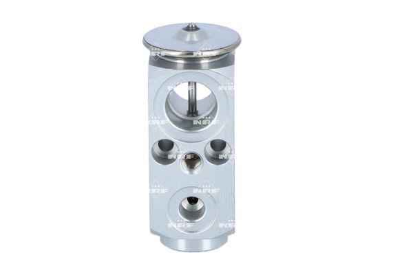 38506_1500X1000_WM_001