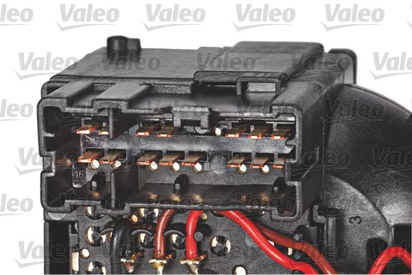 251687_CONNECTOR_002
