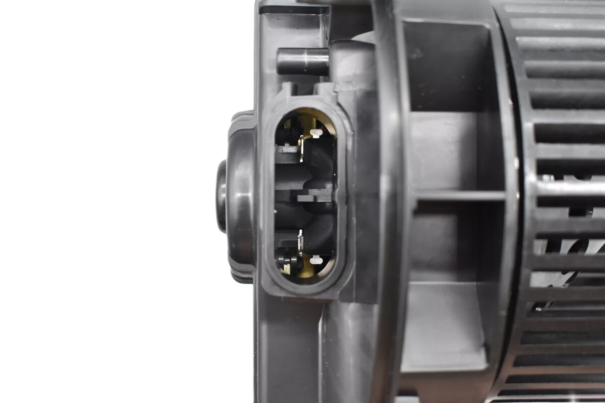 BLOWER_884632_02