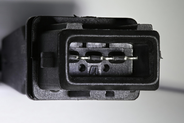 CRANKSHAFT SENSOR_366230_02