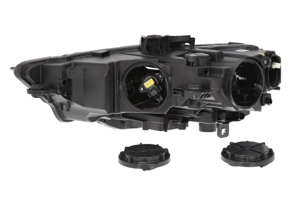 HEADLAMP_046815_02_R_LHD