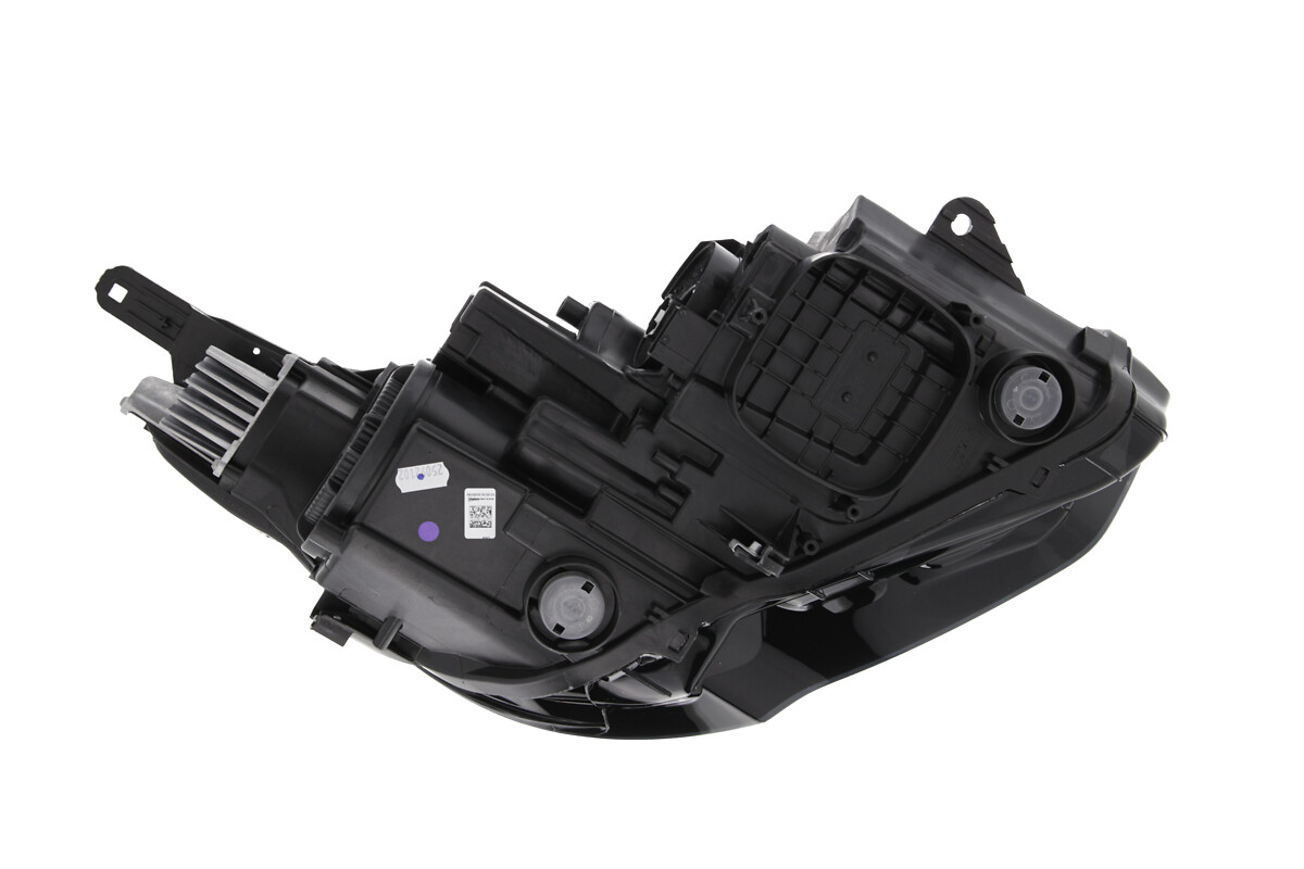 HEADLAMP_450520_03