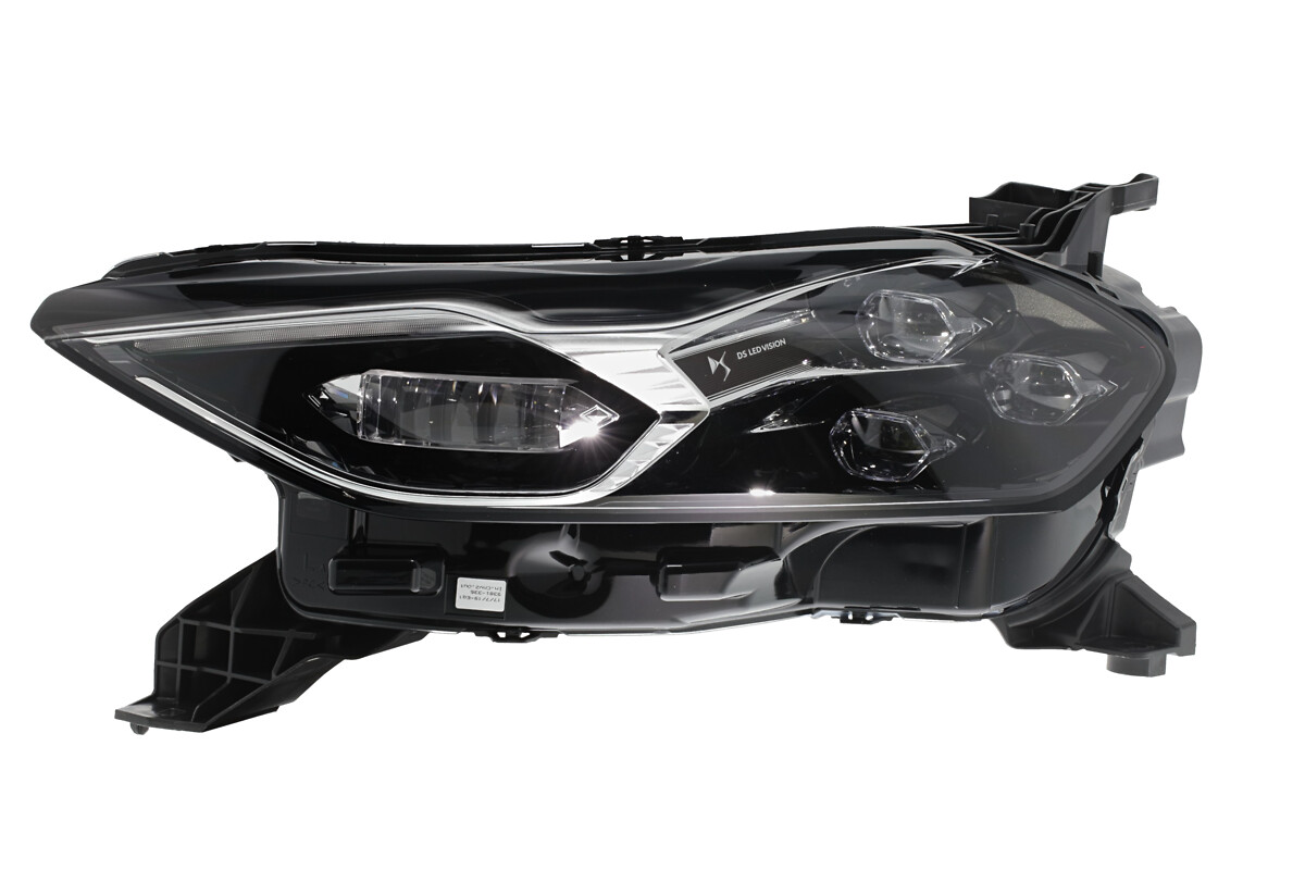 HEADLAMP_450521_01