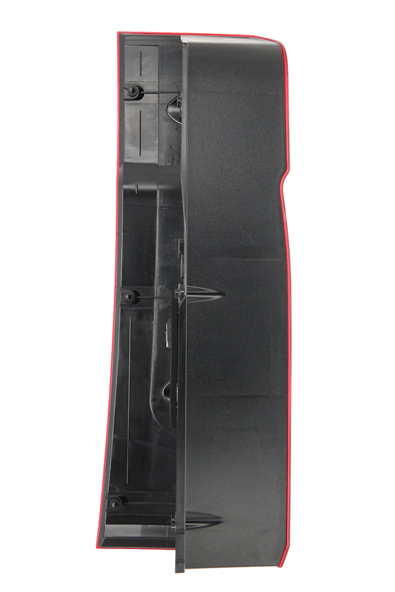 REAR LIGHT_043717_03