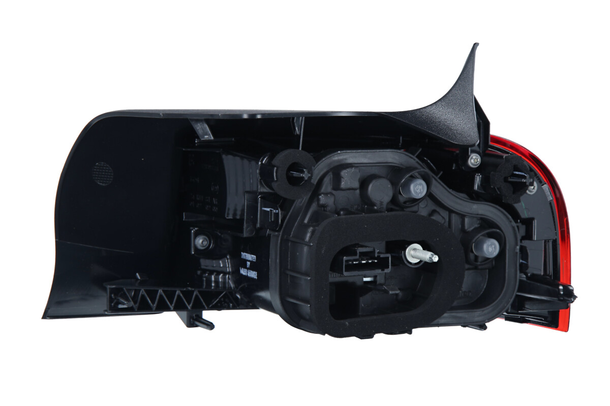 REAR LIGHT_047210_02