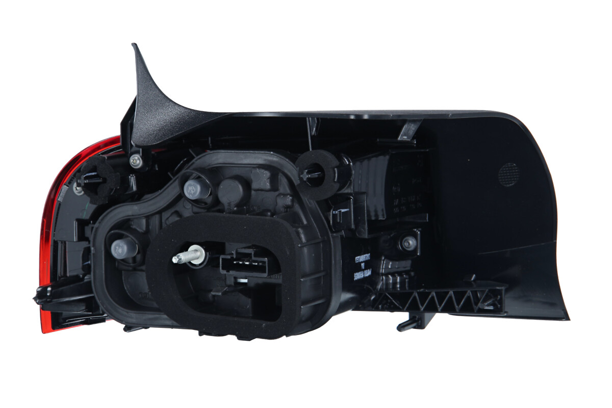 REAR LIGHT_047211_02