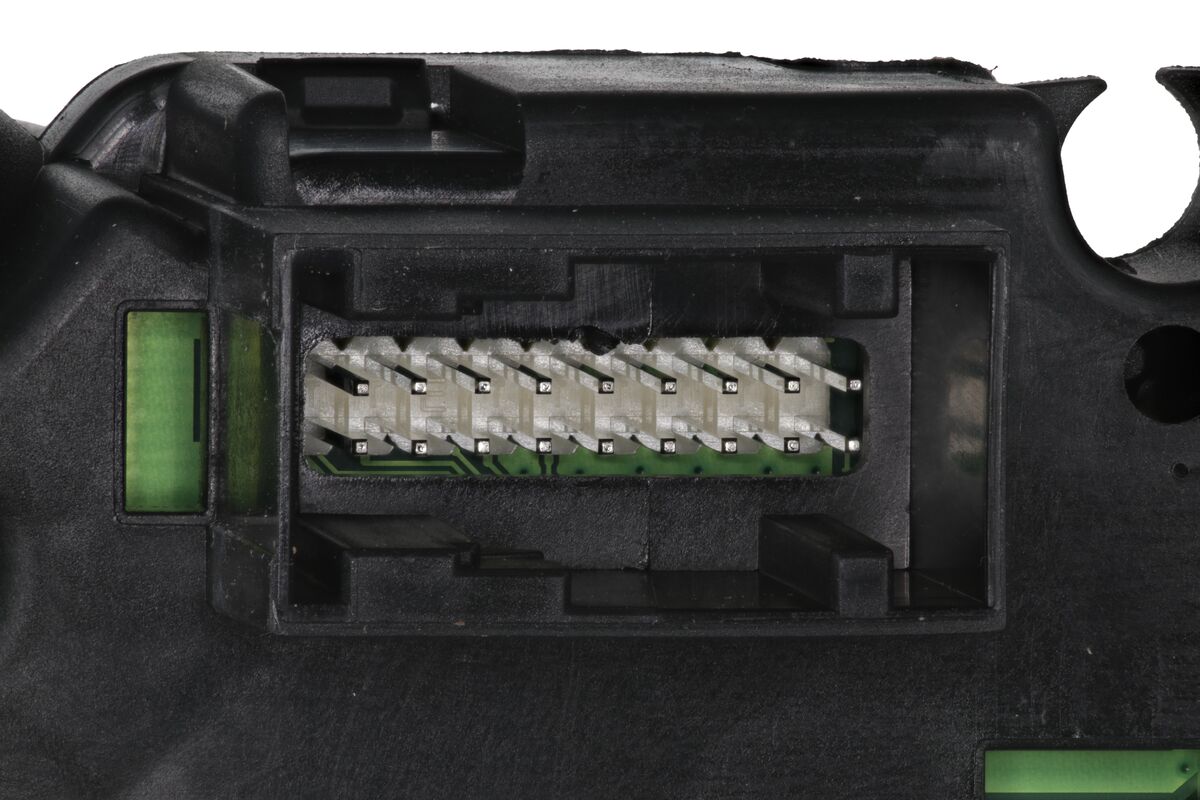 SWITCHES_251942_06