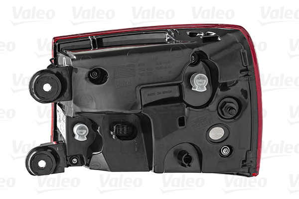 VALEO_REARLAMP_047022_02