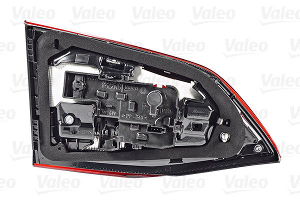 VALEO_REARLAMP_047074_02