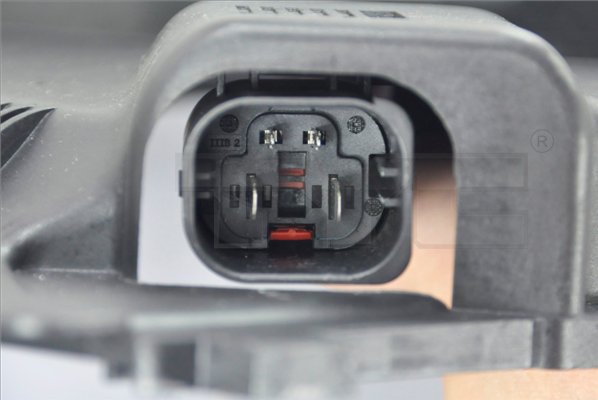 821-0015 connector