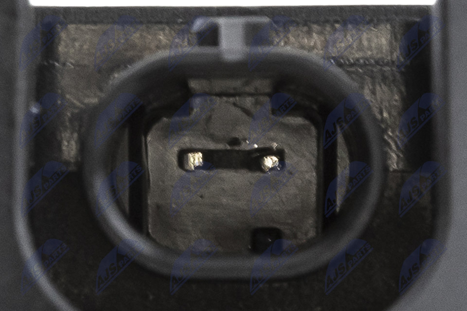 a-me-003_5-wm
