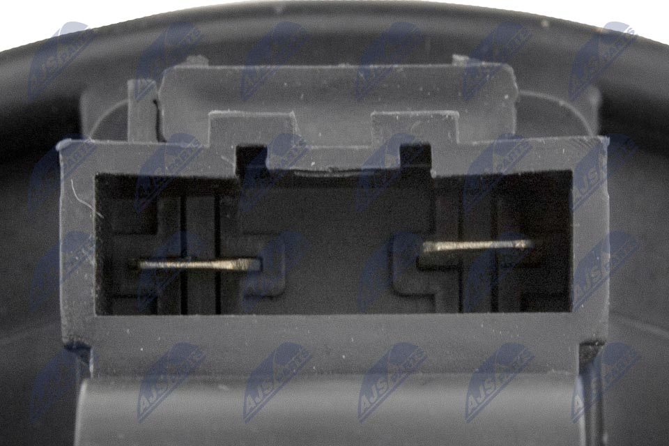 ewn-lr-000_6-wm