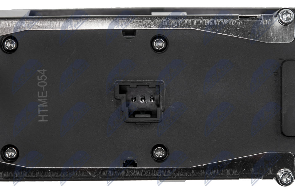 ews-me-054_6-wm